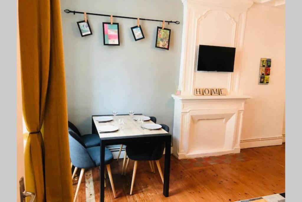 Au Coeur Du Vieux Bayeux, Logement De Charme Appartamento Esterno foto