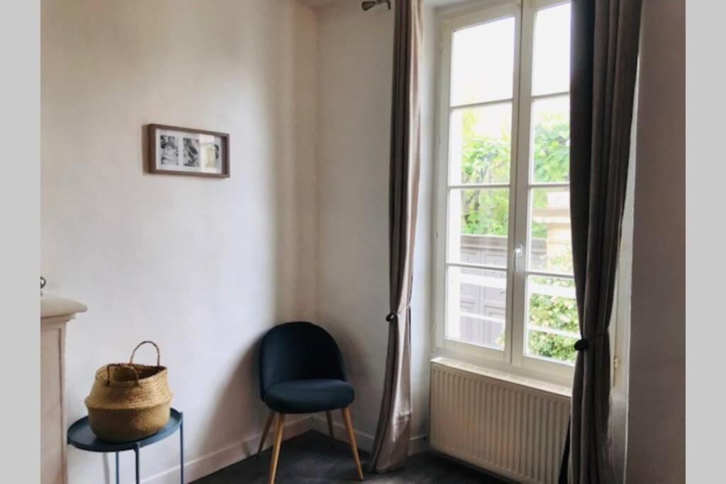 Au Coeur Du Vieux Bayeux, Logement De Charme Appartamento Esterno foto