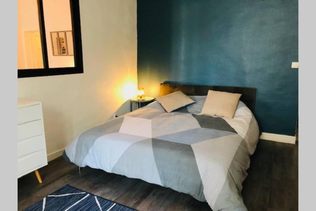 Au Coeur Du Vieux Bayeux, Logement De Charme Appartamento Esterno foto
