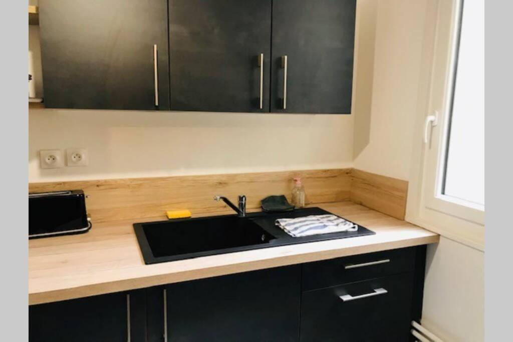 Au Coeur Du Vieux Bayeux, Logement De Charme Appartamento Esterno foto